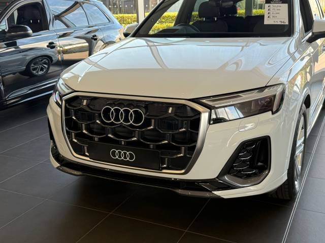 2025 Audi Q7 3.0 AUDI Q7 SUV S line 50 TDI quattro 286 PS tiptronic