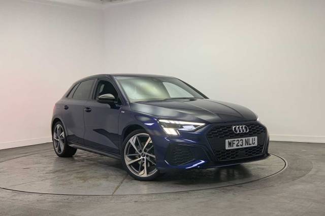 Audi A3 Sportback 1.5 Edition 1 35 TFSI  150 PS S tronic Hatchback Petrol Navarra blue, metallic