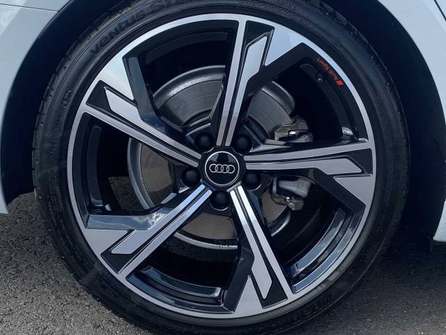 2024 Audi A4 Avant 2.0 Avant Black Edition 40 TFSI  204 PS S tronic
