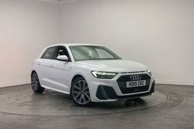 Audi A1 Sportback 1.0 S line 30 TFSI  116 PS 6-speed Hatchback Petrol Cortina White