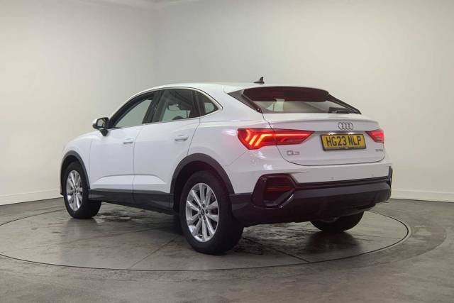 2023 Audi Q3 Sportback 1.5 Sport 35 TFSI  150 PS 6-speed