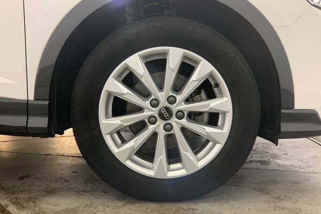 2023 Audi Q3 Sportback 1.5 Sport 35 TFSI  150 PS 6-speed