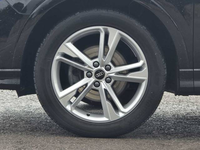 2024 Audi Q3 1.5 S line 35 TFSI  150 PS S tronic