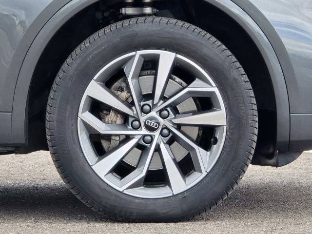 2023 Audi Q5 Sportback 2.0 S line 40 TDI quattro 204 PS S tronic