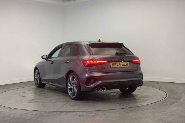 2024 Audi S3 Sportback 2.0 Black Edition TFSI  310 PS S tronic