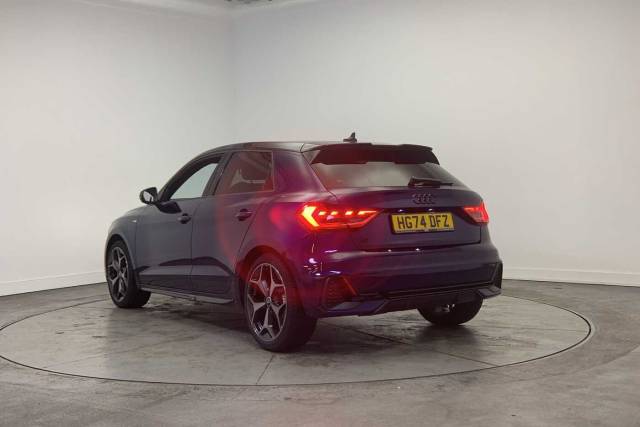2024 Audi A1 Sportback 1.0 Black Edition 30 TFSI  116 PS S tronic