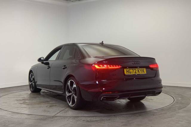 2022 Audi A4 Saloon 2.0 Black Edition 35 TDI  163 PS S tronic