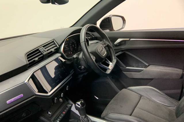 2020 Audi Q3 2.0 Vorsprung 40 TFSI quattro 190 PS S tronic