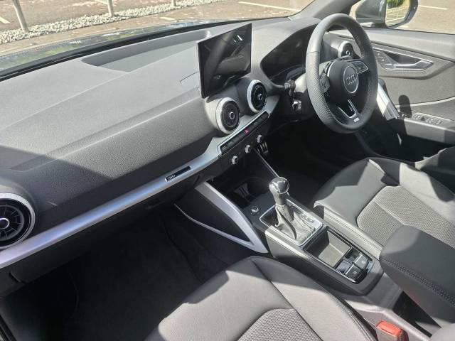 2025 Audi Q2 1.5 S line 35 TFSI  150 PS S tronic