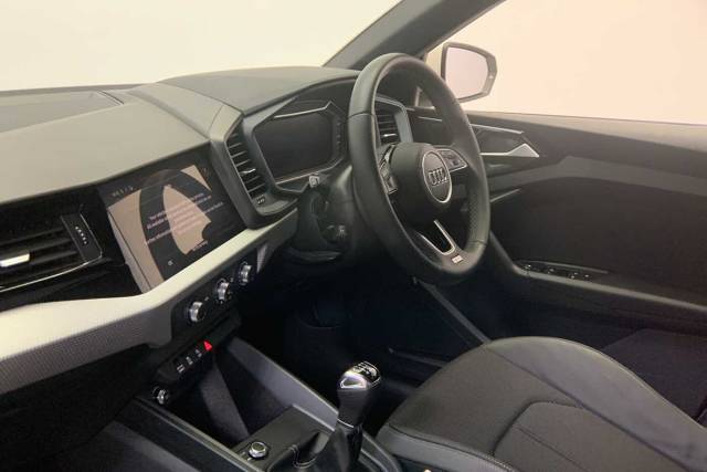 2023 Audi A1 Sportback 1.0 S line 30 TFSI  110 PS 6-speed