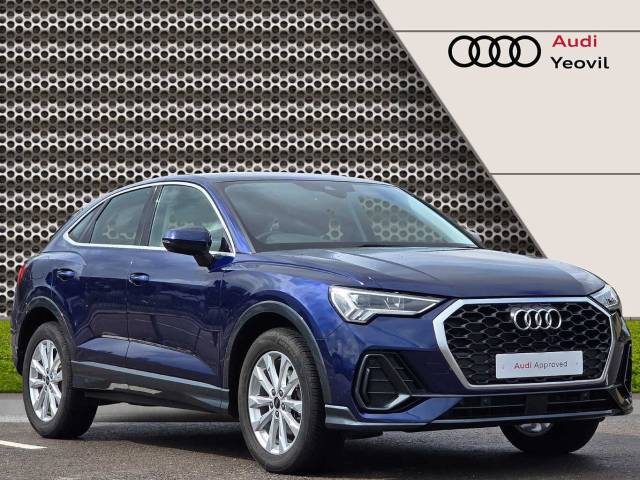 Audi Q3 Sportback 1.5 Sport 35 TFSI  150 PS S tronic Hatchback Petrol Navarra blue, metallic