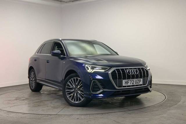 Audi Q3 1.5 S line 35 TFSI  150 PS S tronic 4x4 vehicle Petrol Navarra Blue Metallic