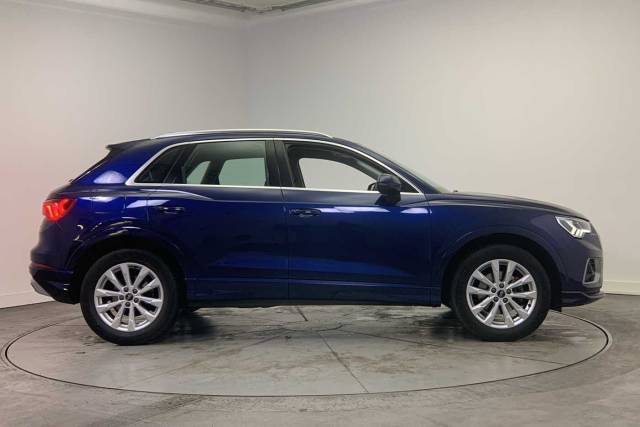 2022 Audi Q3 1.5 Sport 35 TFSI  150 PS S tronic