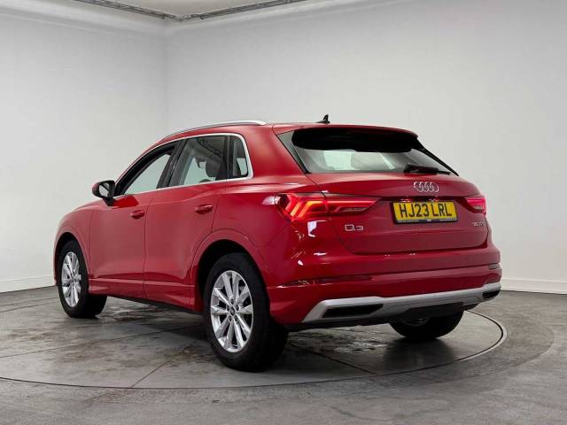 2023 Audi Q3 1.5 Sport 35 TFSI  150 PS 6-speed