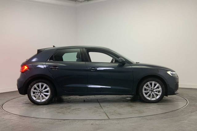 2024 Audi A1 Sportback 1.0 Sport 30 TFSI  110 PS S tronic