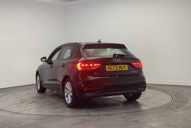 2023 Audi A1 Sportback 1.0 Sport 25 TFSI  95 PS 5-speed