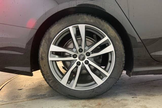 2023 Audi A6 2.0 Avant S line 40 TFSI  204 PS S tronic