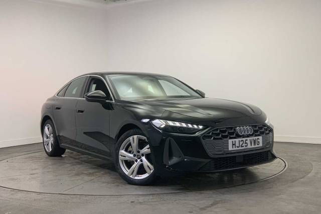 Audi A5 Saloon 2.0 Sport TFSI  150 PS S tronic Saloon Petrol Mythos black, metallic