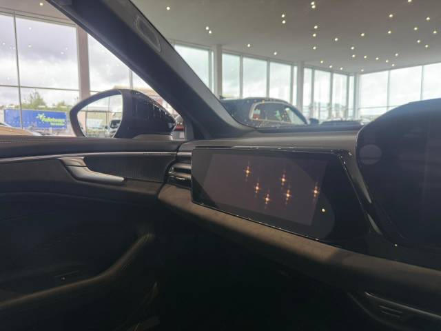 Audi A6 Avant 2.0 AUDI A6 Avant Edition 1 TFSI 204 PS S tronic