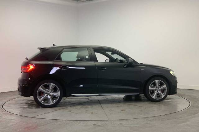 2019 Audi A1 2.0 Sportback S line Competition 40 TFSI  200 PS S tronic