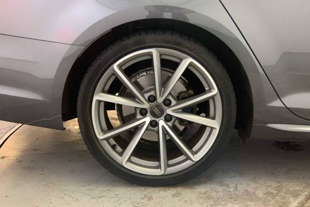 2019 Audi A4 Avant 2.0 Avant S line 35 TFSI  150 PS S tronic