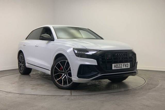 Audi SQ8 4.0 Black Edition TFSI  507 PS tiptronic 4x4 vehicle Petrol Glacier White Metallic