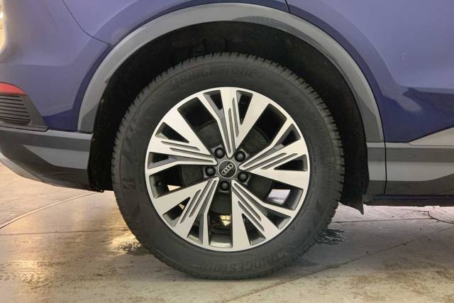 2023 Audi Q4 e-tron Q4  Sport 40 e-tron  150,00 kW