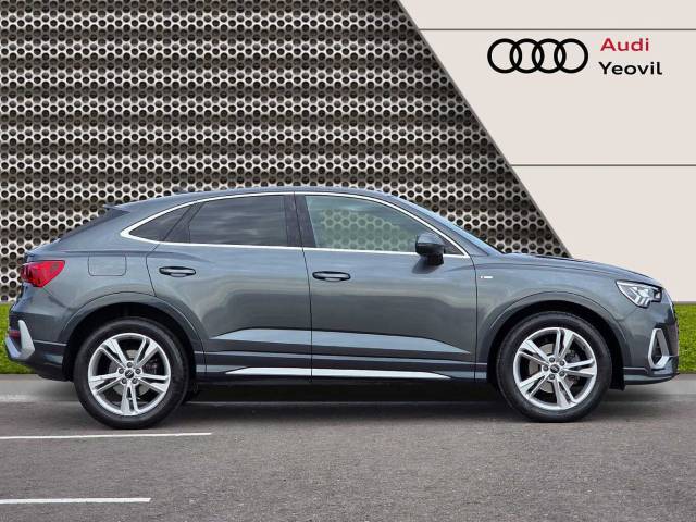 2023 Audi Q3 Sportback 1.5 S line 35 TFSI  150 PS S tronic