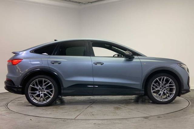 2021 Audi Q4 Sportback e-tron Q4 Sportback Vorsprung 40 e-tron  150,00 kW