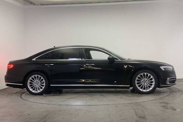 2018 Audi A8 Saloon 3.0 L   50 TDI quattro 286 PS tiptronic