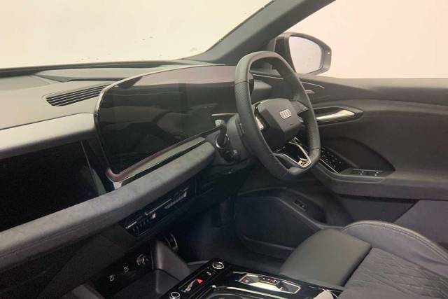 2024 Audi Q6 e-tron Q6 SUV Edition 1 e-tron quattro 285,00 kW