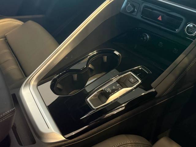 2025 Audi Q5 Sportback 2.0 AUDI Q5 Sportback S line TDI quattro 204 PS S tronic