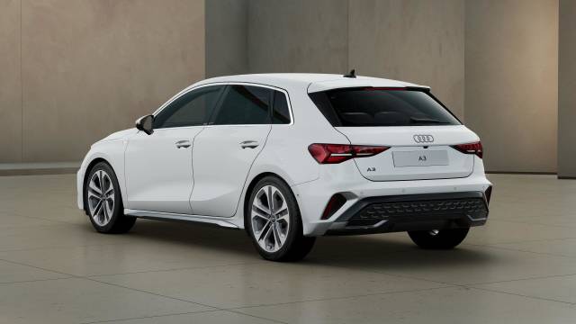 Audi A3 Sportback 1.5 AUDI A3 Sportback S line TFSI 116 PS 6-speed