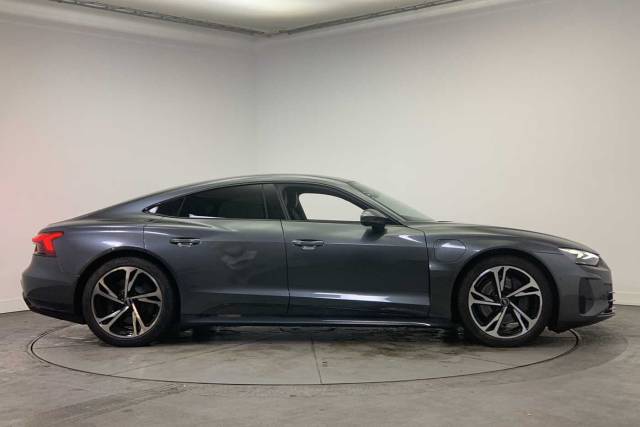 2023 Audi E-tron Gt GT    quattro 350,00 kW