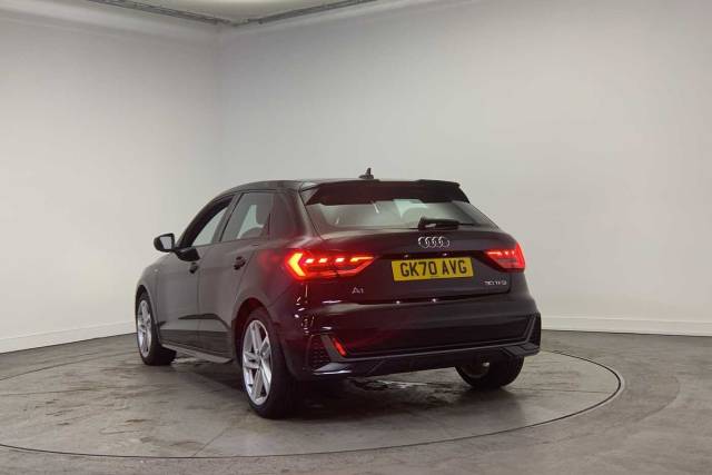 2020 Audi A1 Sportback 1.0 S line 30 TFSI  110 PS 6-speed