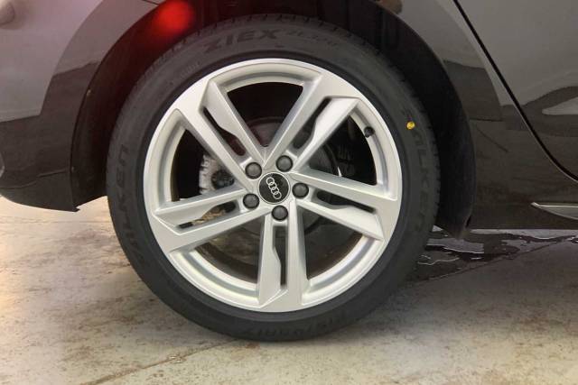 2020 Audi A1 Sportback 1.0 S line 30 TFSI  110 PS 6-speed