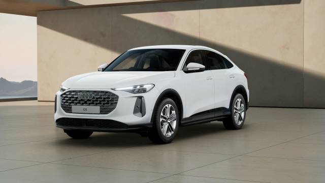 Audi Q5 Sportback 2.0 AUDI Q5 Sportback Sport TFSI quattro 204 PS S tronic SUV Petrol Arkona white, solid