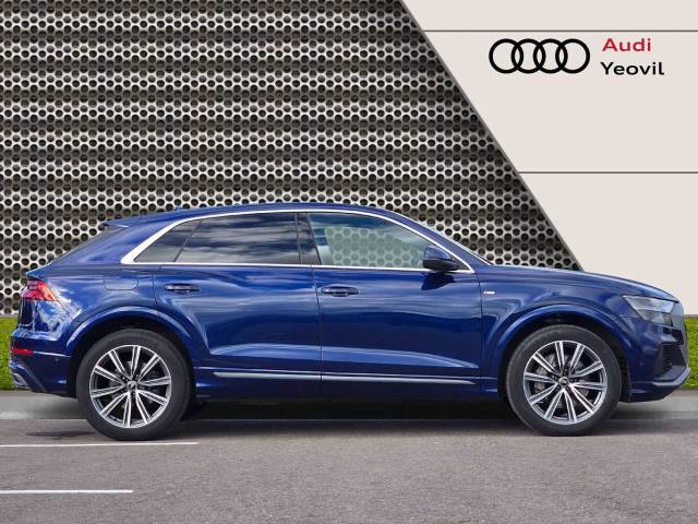 2023 Audi Q8 3.0 S line 55 TFSI quattro 340 PS tiptronic