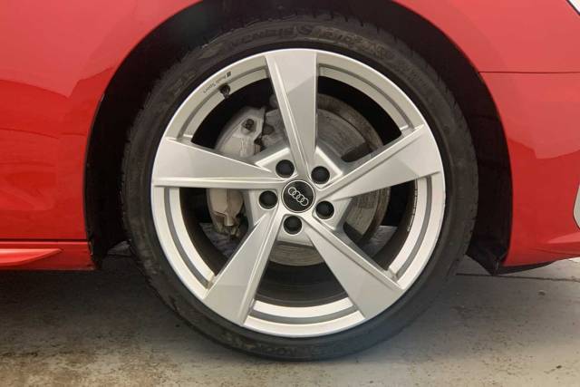 2023 Audi A4 Saloon 2.0 S line 40 TDI quattro 204 PS S tronic