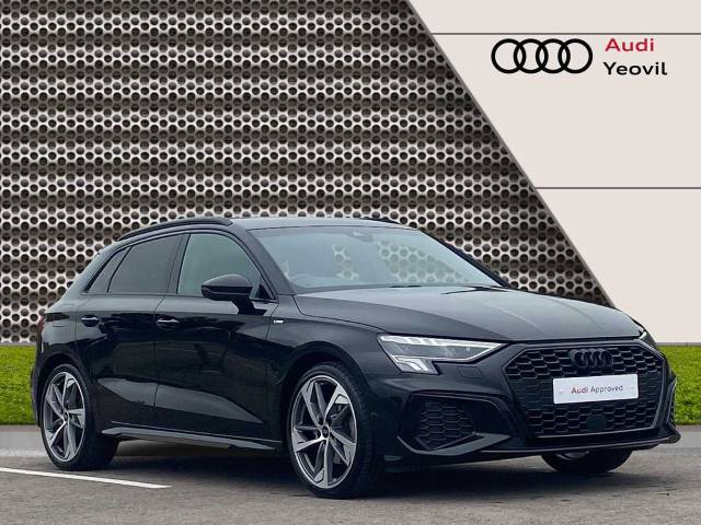 Audi A3 Sportback 1.5 Black Edition 35 TFSI  150 PS S tronic Hatchback Petrol Mythos black, metallic