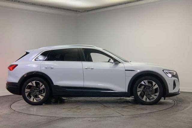 2024 Audi Q8 e-tron Sport 50 e-tron quattro 250,00 kW