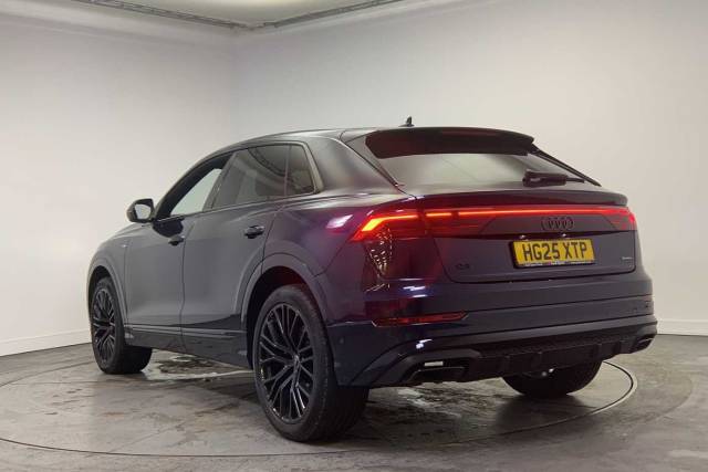2025 Audi Q8 3.0 SUV  Black Edition 50 TDI quattro 286 PS tiptronic