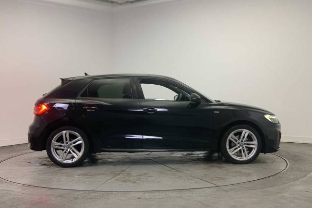 2020 Audi A1 Sportback 1.5 S line 35 TFSI  150 PS S tronic