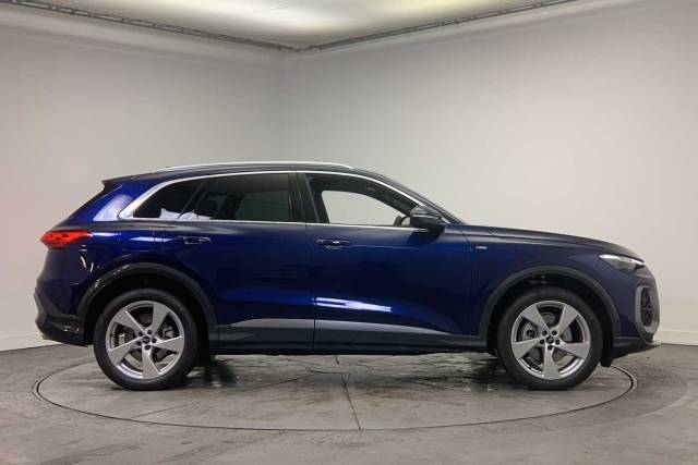 2024 Audi Q5 2.0 SUV S line TFSI quattro 204 PS S tronic