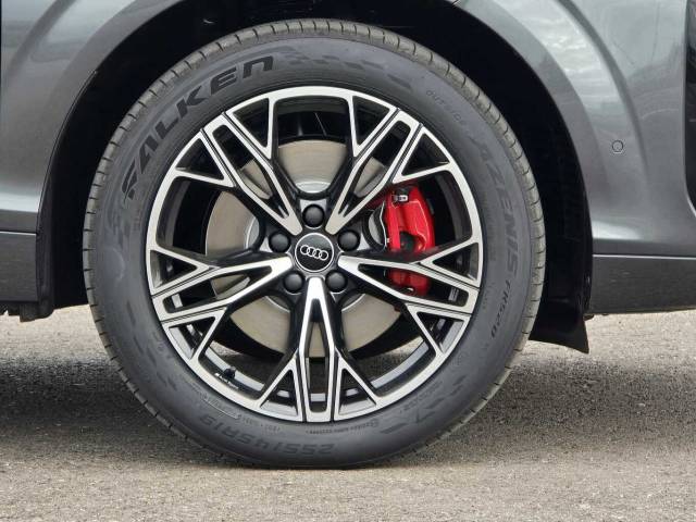 2025 Audi Q3 2.0 SUV Launch Edition TFSI quattro 265 PS S tronic