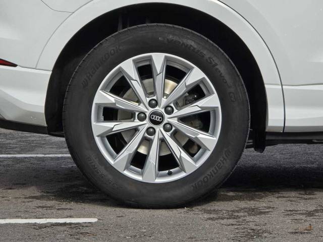 2022 Audi Q3 1.5 Sport 35 TFSI  150 PS 6-speed