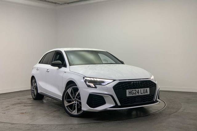 Audi A3 Sportback 1.5 Black Edition 35 TFSI  150 PS S tronic Hatchback Petrol Ibis White