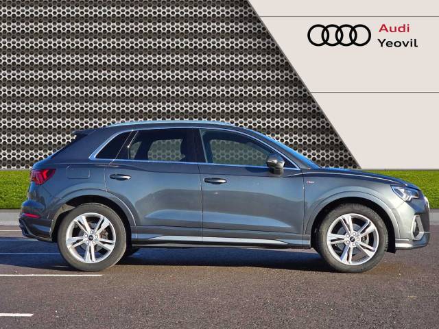 2023 Audi Q3 1.5 S line 35 TFSI  150 PS S tronic