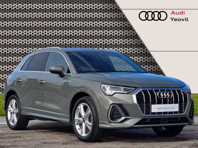 Audi Q3 1.5 S line 35 TFSI  150 PS S tronic 4x4 vehicle Petrol Chronos grey, metallic