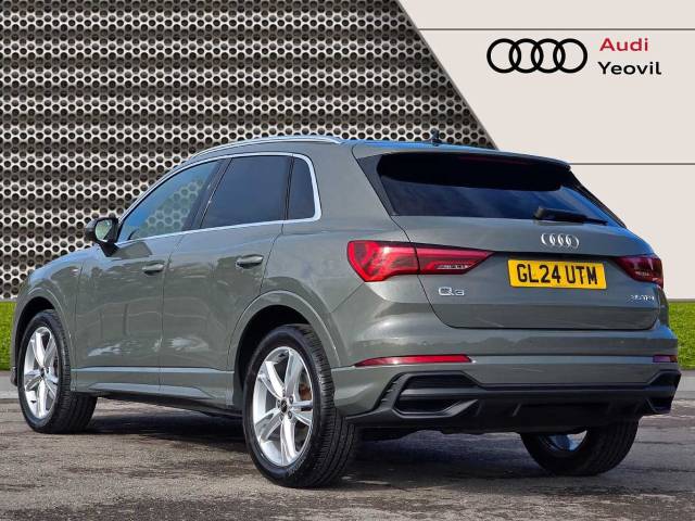 2024 Audi Q3 1.5 S line 35 TFSI  150 PS S tronic